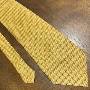 Geometric silk neck tie